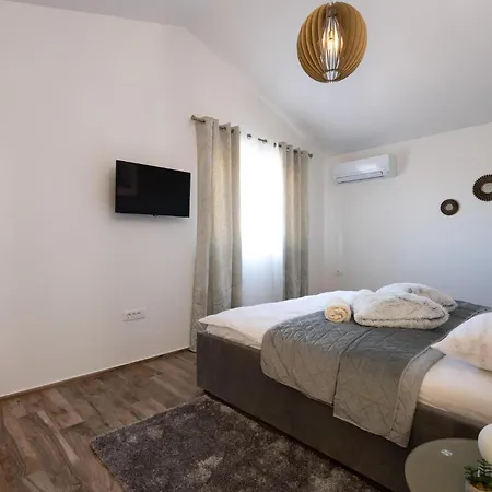 Holiday home Lovely In With Wifi *